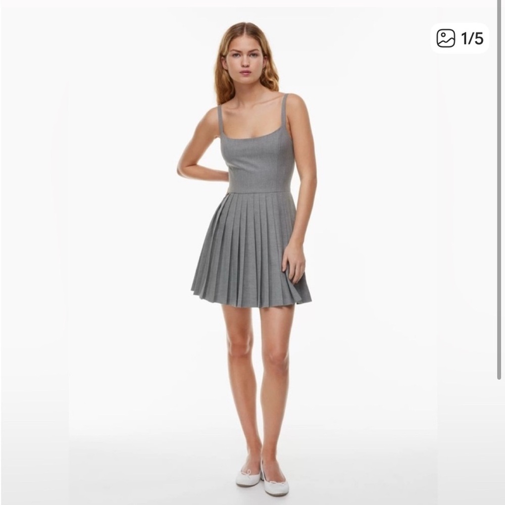 （New) Aritzia Sunday Best Trix Dress in Heather; New with tag; Grey; Size 6